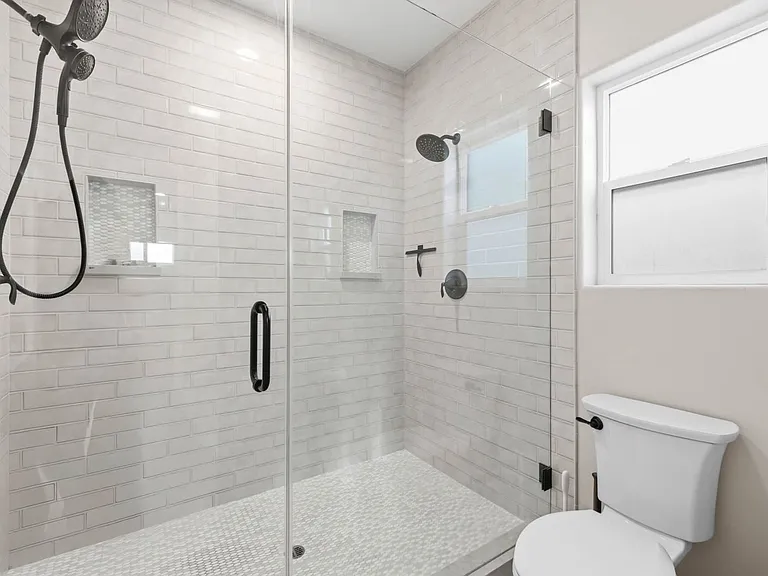 5051 Savannah St — Photo 29