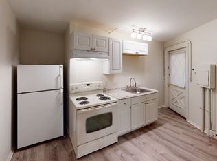 12 Belchertown Rd #27, Amherst, MA 01002