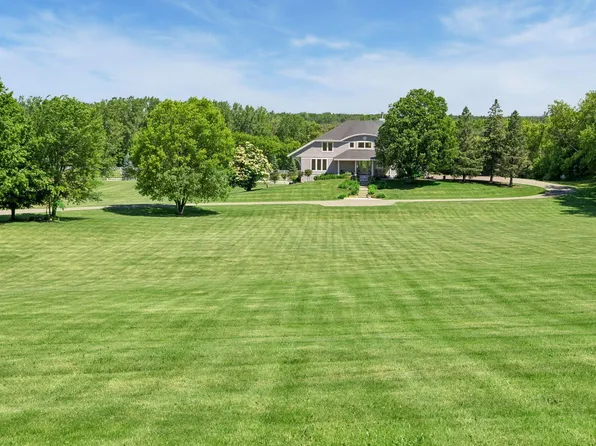 7526 Turner Rd, Maple Plain, MN 55359