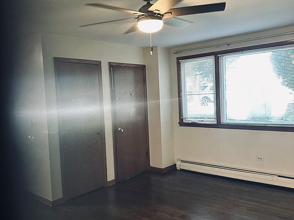 3rd image of 3733 East Ave #1