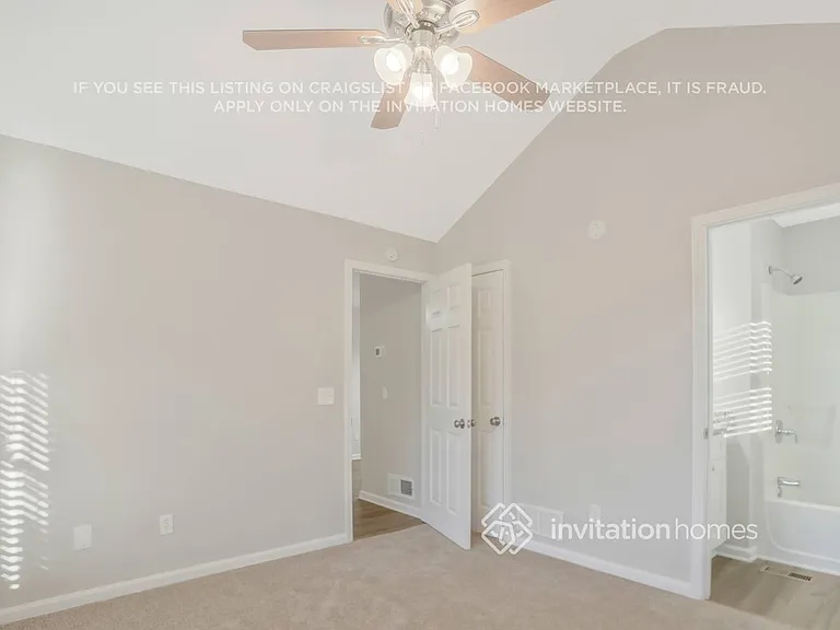 3335 Catalina Dr — Photo 18