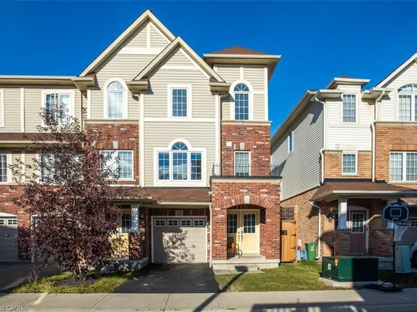 14 Kenridge Ter, Hamilton, ON L8J 0G4