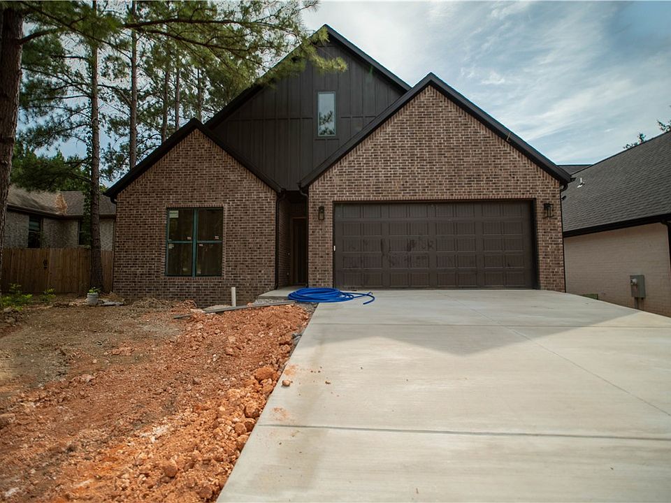 1st image of 308 S Happy Hollow Rd