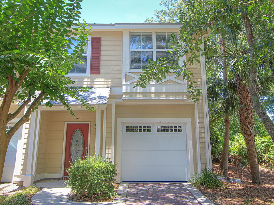 1st image of 393 Twin Lakes Ln
