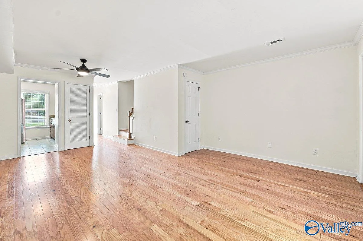 2 bed, 2.0 bath, 1125 sqft, $1,350 — Photo 4