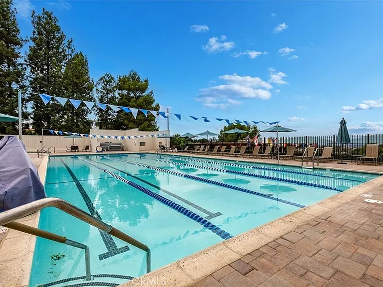 279 Avenida Carmel #C — Photo 25