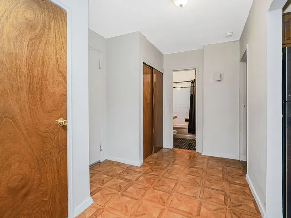 1213 Avenue Z image 18 of 33