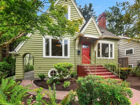 535 N 74th Street, Seattle, WA 98103