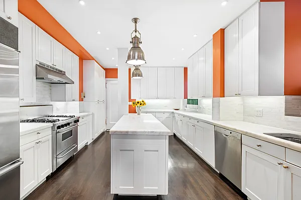 Sold by Douglas Elliman | media 2