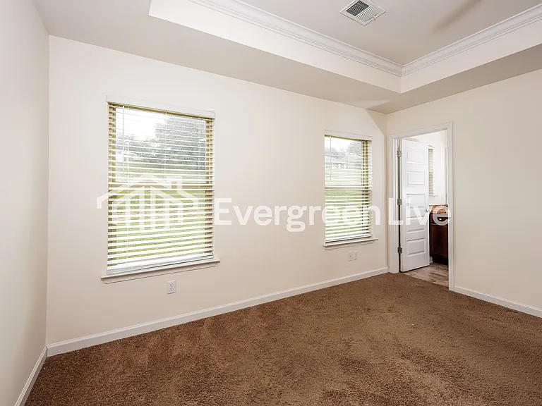 4837 Cove Ln — Photo 8