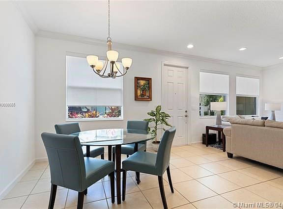 5th image of 2958 St Thomas Dr #2958