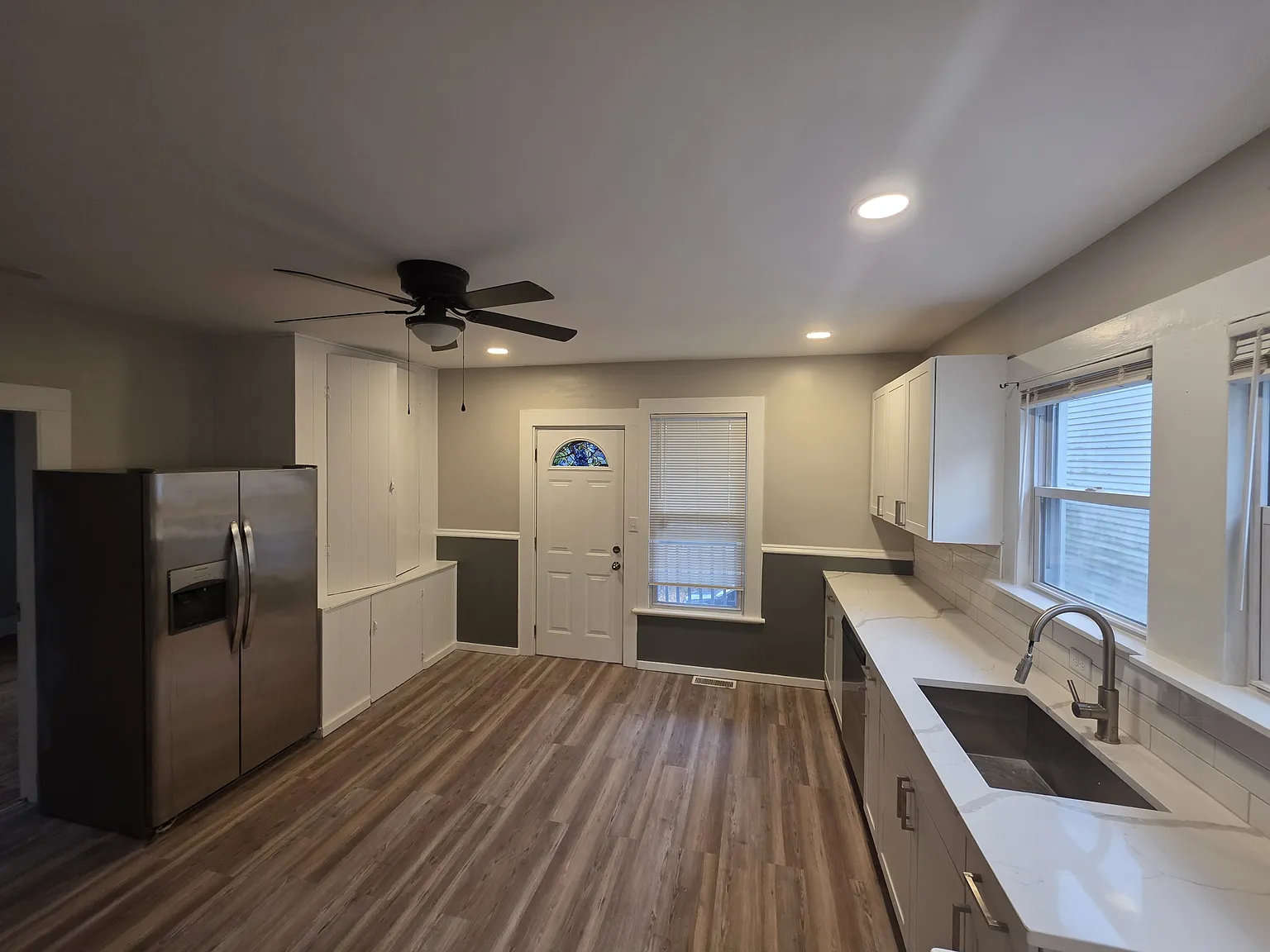 3 bed, 1600 sqft, $2,300 — Photo 1