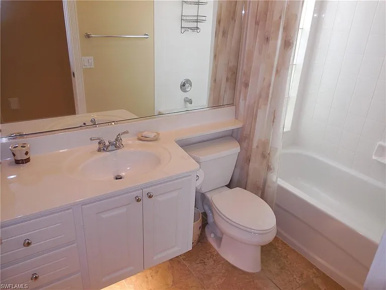 8539 Alessandria Ct — Photo 17
