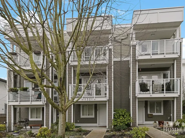 1321 Fir St #2, White Rock, BC V4B 4B3