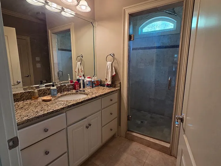 1051 Robinson Ct — Photo 18