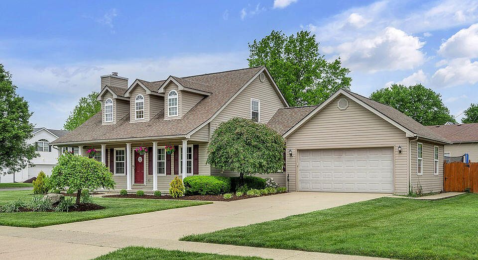 1st image of 400 Heddington Ct