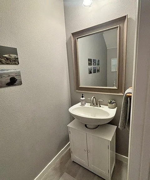 9747 Lago Dr — Photo 6