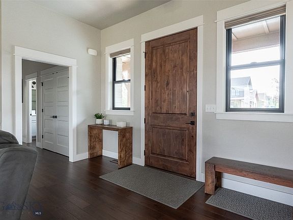 5th image of 4113 Renova Ln