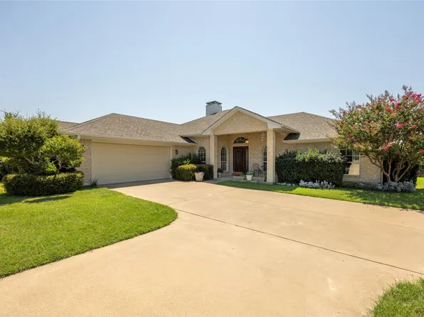 19041 White Bluff Dr, Whitney, TX 76692
