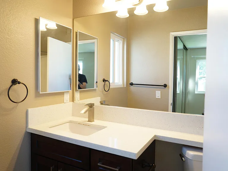 24427 Goldpoint Pl — Photo 21