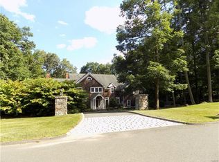 12 Butternut Rdg, Newtown, CT 06470