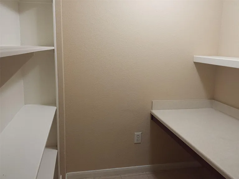 7575 Kirby Dr #2403 — Photo 12