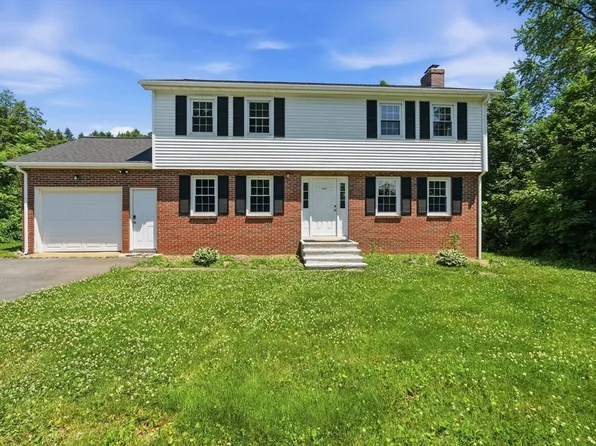 1107 N Pleasant St, Amherst, MA 01002