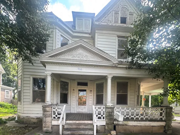 566 S Odell Ave, Marshall, MO 65340