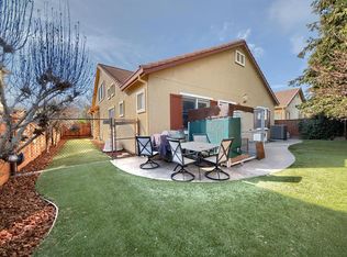 561 Branding Iron St, Oakdale, CA 95361