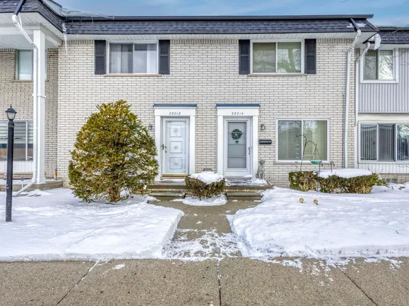 28212 Universal Dr #114, Warren, MI 48092