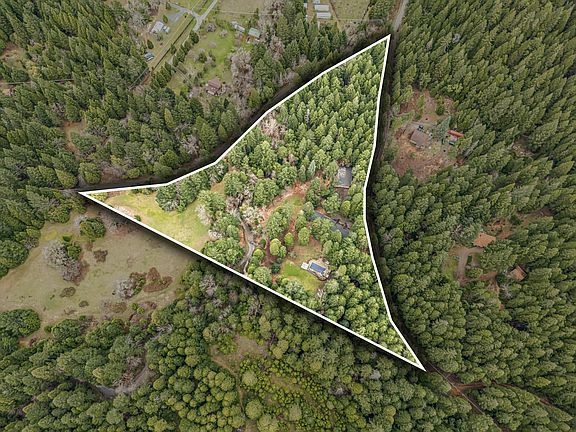 5th image of 260 McMullen Creek Rd