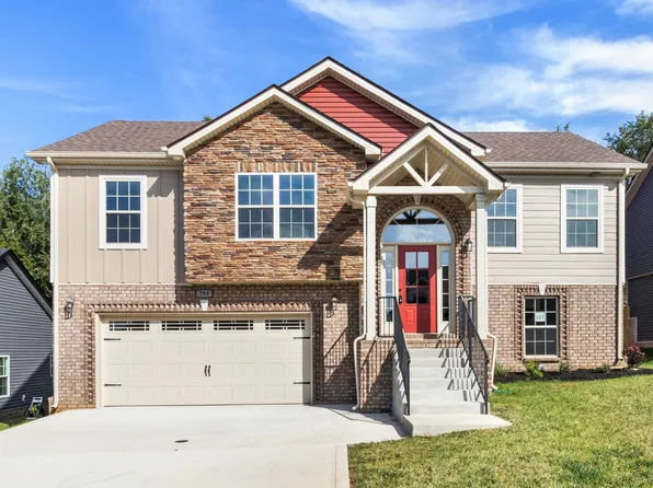 799 Lillian Grace Dr, Clarksville, TN 37043