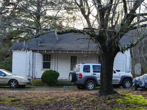 8035 Stage Coach Rd, Nathalie, VA 24577
