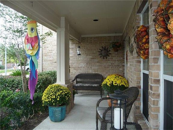 3rd image of 1618 Anna Mills Ct