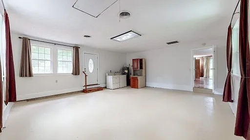 2876 Sugartree Rd — Photo 15