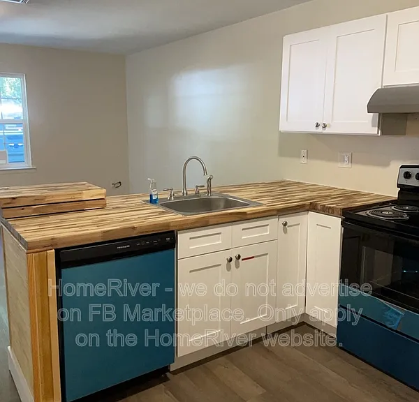 5867 Peachtree St — Photo 5