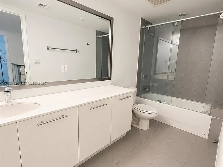 92 SW 3rd St #503 — Photo 16