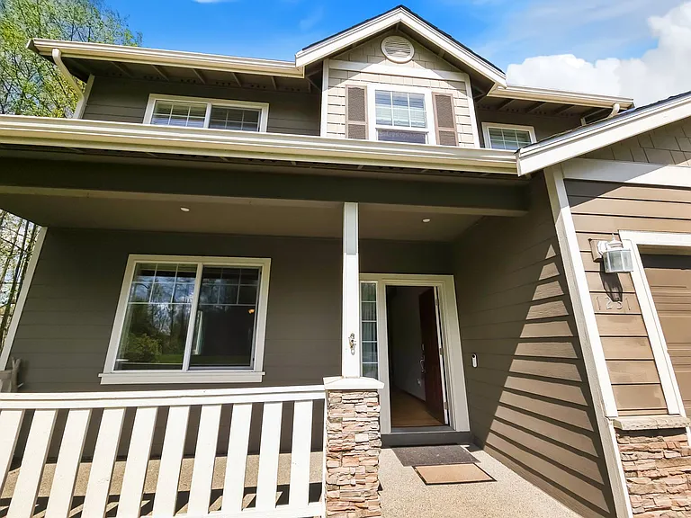 1231 147th Pl SW — Photo 4