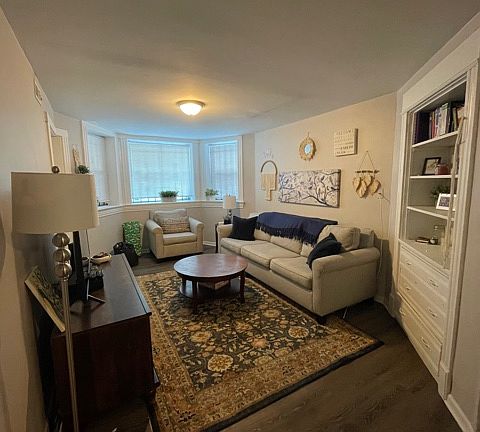 2nd image of 3142 N Kenmore Ave #G