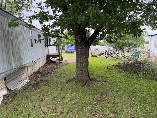 12 Dandelion St, Morgans Pt Resort, TX 76513