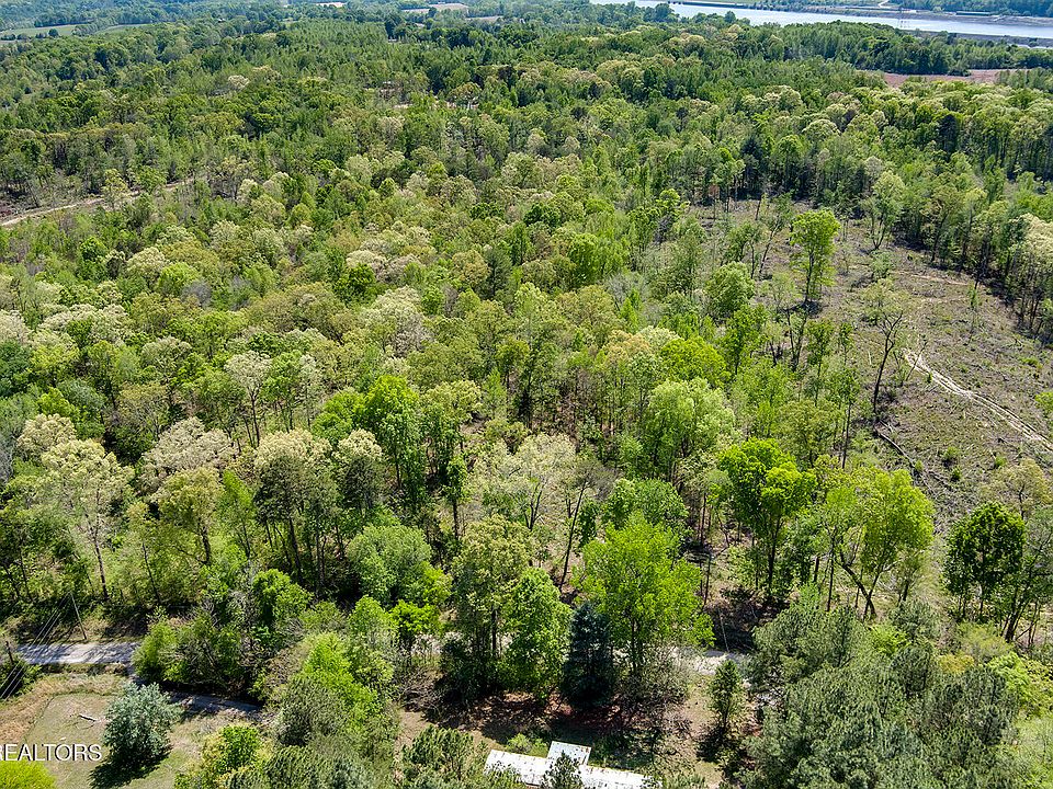 1st image of 537 Oak Grove Rd