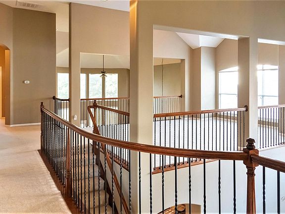 4th image of 5421 Binbranch Ln