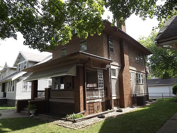 4th image of 1120 N Bourland Ave