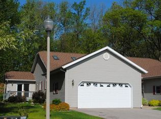 116 Stoney Ridge Rd, Ripon, WI 54971