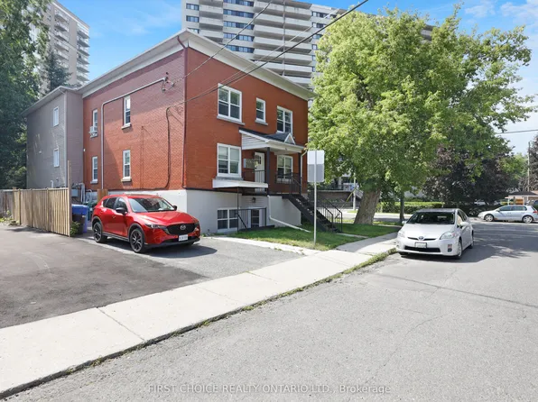 64 Genest St, Ottawa, ON K1L 7Z2