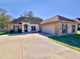 107 Coach Rd, Ball, LA 71405