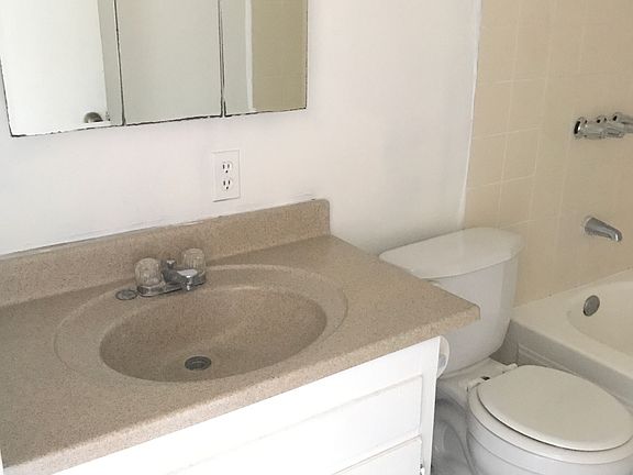 3rd image of 1720 Obispo Avenue # Fl 2nd