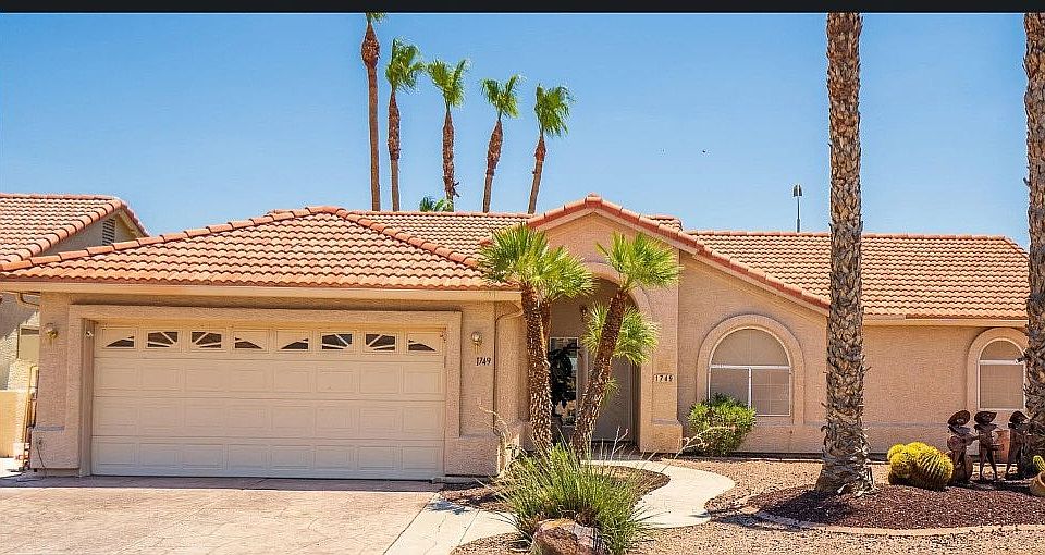 1st image of 1749 E Gleneagle Dr Unit 15