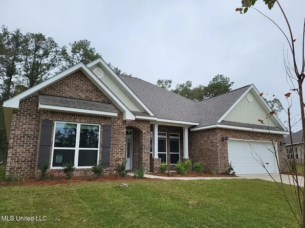 11717 Wakeland Ct, Ocean Springs, MS 39564