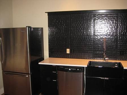 305 Kitchen